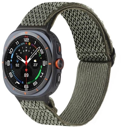 By Qubix - smartwatch bandje - Compatible Samsung bandje - Elastische solo loop nylon bandje - Donkergroen - Geschikt voor Samsung Galaxy Watch 9 (40/44mm) - Watch 8 (40/44mm) - Watch 8 Classic (46mm)