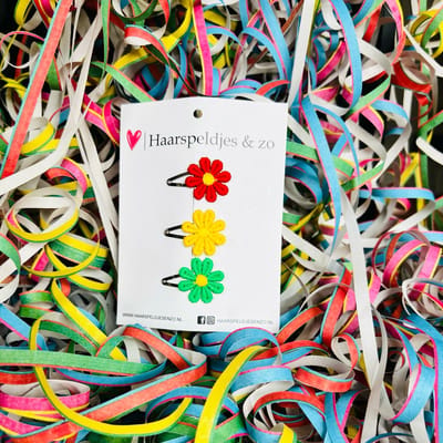 Rood/geel/groen (rode/gele/groene) madeliefjes op klikklakspeldjes - carnaval - haaraccessoires — 3 cm speldjes