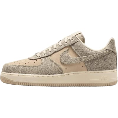 Nike Air Force 1 Low 07 LV8 Denim Desert Khaki Unisex Sneakers Tan Licht-Khaki Metallic-Zilver IR0951-201 44.5 beige