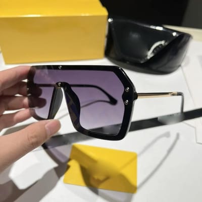 Nieuwe Dames Zonnebril Groot Montuur Vrouwen Tinten Glazen Zwart Mode Eén Stuk Ontwerper Vintage Klinknagel Vierkant Zonnebril white