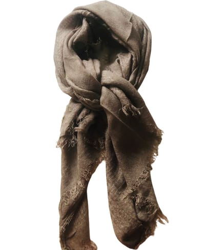 Modieuze Sjaal / Scarf | Warme Sjaal / Gerafelde Sjaal | One Size - Bruin