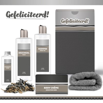 Geschenkset "Gefeliciteerd!" - 5 Producten - 920 Gram | Giftset voor hem - Luxe cadeaubox man - Bodycrème - Douchegel - Shampoo - Scrubzout - Verjaardag - Vader - Wellness - Pakket - Cadeau set Geslaagd Diploma - Broer - Vriend - Collega - Antraciet