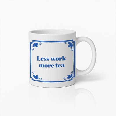 Less Work More Tea Mok 330ml – Grappige Ontspannings Koffie- en Theebeker – Perfect Cadeau voor Kantoormedewerkers, Collega’s & Theeliefhebbers