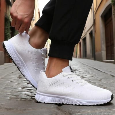 Bestseller T Heren Casual Schoenen Ademend Mode Ultralichtgewicht Hardloopsneakers Comfortabele Tennis Veterschoenen 40 black