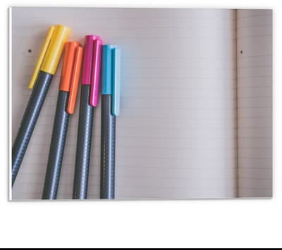 Forex - Geel/Oranje/Roze/Blauwe Pen - 40x30cm Foto op Forex