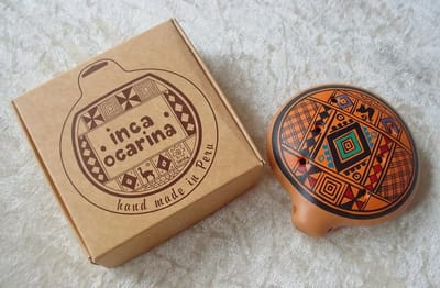 Traditionele Peruaanse Klei Fluit Ocarina Oranje Handgemaakt Muziekinstrument