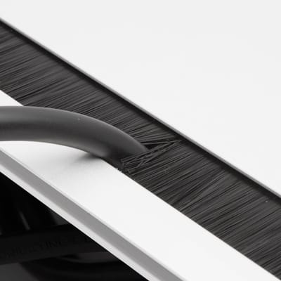 Inbouw Stekkerdoos voor Bureau - 3-voudig met 2 USB Poorten, Kindveilige Stopcontacten, Aluminium Behuizing, Inklapbaar, 3500W, 16A, 1,5m Kabel [20442]