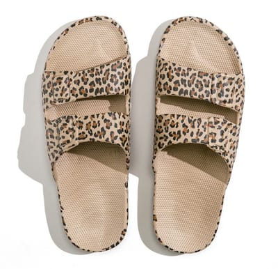 Freedom Moses Slippers Wild Cat Sands Ecru met Panter print - Maat 28-29