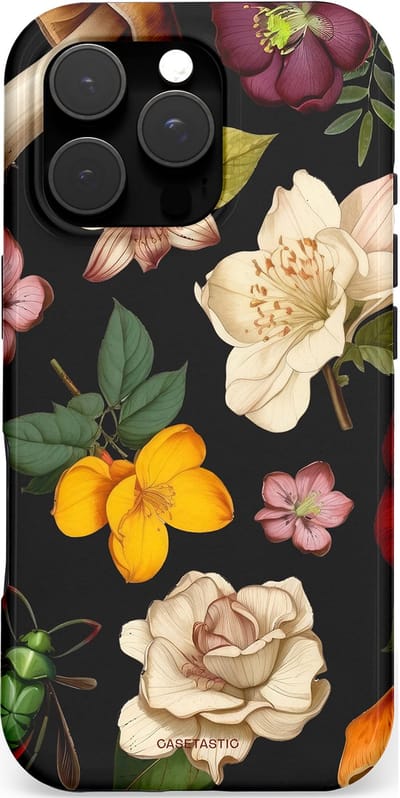 Casetastic hoesje geschikt voor Apple iPhone 16 Pro - MagSafe - Dubbellaagse bescherming - Bosrijke betovering - Fashion Case - Zwart Taupe Perzik Donkergroen