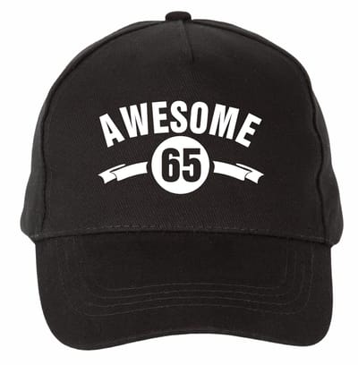 Mijncadeautje - 5 panel - Cap - Verstelbaar - Pet van 100% dik geborsteld katoen- unisex - opdruk wit - Awesome 65 jaar - zwart