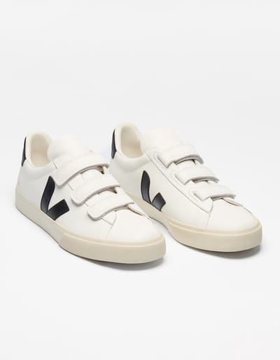 Veja - Schoenen Wit Veja Recife Leather Sneakers Wit Rc052790