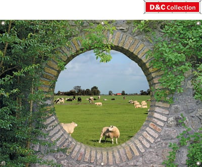 Tuinposter doorkijk koeien - 130x95 cm - stenen doorkijk - tuindoek met Hollands landschap met koeien en schapen - schuttingposter - schuttingdoek - tuindoek - muurdecoratie - balkon decoratie