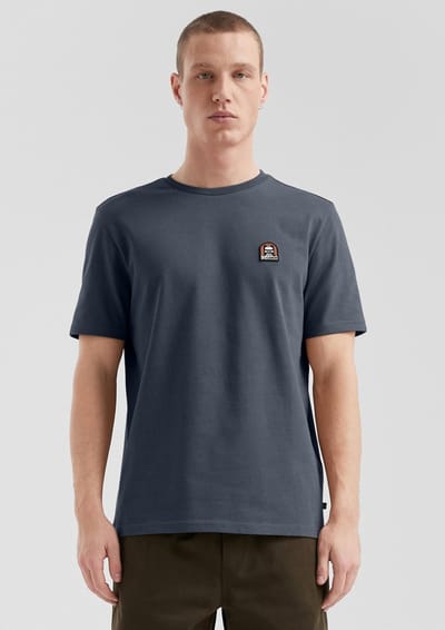 T-shirt met ronde hals van dik enkel jersey met geborduurd embleem QS