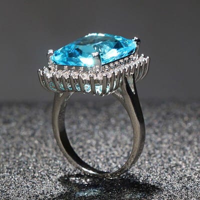 POMOiii Blauwe vierkante prachtige elegante ring voor vrouwen Charm Wedding Engagement Temperament Klassieke ring Vrouwelijke geschenken 10