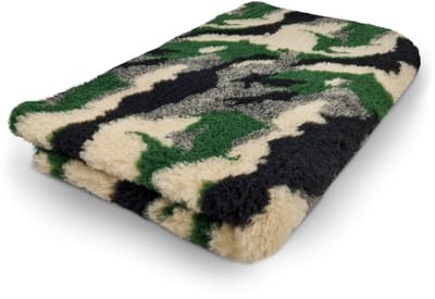 Vet Bed - Camouflage - Donkergroen - Antislip Hondenmat - 150 x 100 cm - Waterafstotend - Latex Antislip - Benchmat Hond - Hondendeken - Hondenkleed - Machinewasbaar