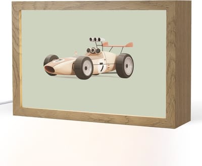 Nachtlampje 30x20 cm - Kinder lampje - Beige - Raceauto - Groen - Tafellamp kinderkamer - Slaapkamer lamp - Bedlamp kinderen - Kinderlampje stopcontact - Wandlamp babykamer - Nachtlampjes