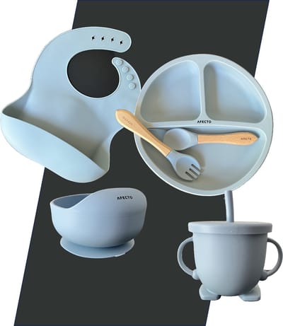 Siliconen Baby Eetset – 5-delig – Bord met Vakken, Lepel & Vork, Slab met Vangbakje, Zuignap Kom & Drinkbeker met Rietje – BPA-vrij - blauw - complete set