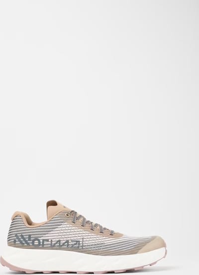 Nnormal | KJerag | Trailschoenen | Unisex | Beige | 44 2/3 -