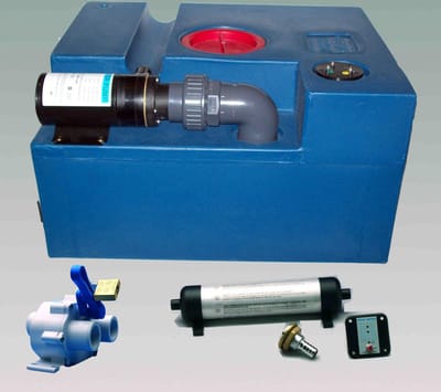 Matro Marine 78 liter Vuilwatertank met 12 Volt Versnijdingspomp