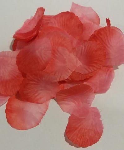 Luxe roze/rode rozenblaadjes ca 115 stuks