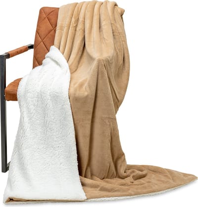 Wicotex - Plaid deken - Fleece Plaid Espoo Camel - Afmeting 150x200cm met Witte Sherpa binnenkant - Zacht en warme Fleece deken - Plaidfleece