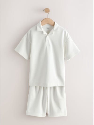 Next - Jongens - Set van getextureerd poloshirt met korte mouwen en short - Crème