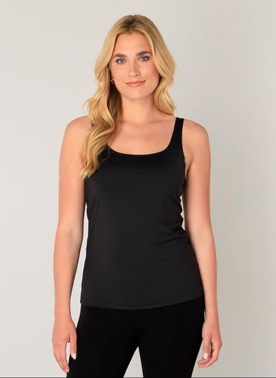 BASE LEVEL Yan Tops - Black - maat 38