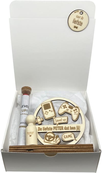 Geschenkbox liefste PETER | GAMES | HELD | liefste peter | peter vragen | peter worden | peetoom vragen | peettante worden | cadeau | geschenkdoos | giftbox | allerliefste peter