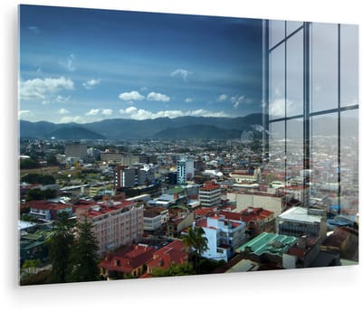 ® Glasschilderij 180x120 cm - Schilderij acrylglas - Donkerblauwe lucht boven San José in Costa Rica - Foto op glas - Muurdecoratie woonkamer - Wanddecoratie slaapkamer - Schilderijen
