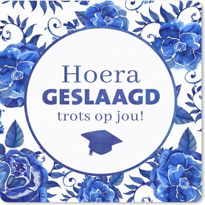 Muismat 20x20 cm - Mousepad Spreuken - Blauw - 'Hoera geslaagd, trots op jou!' - Quotes - Muismatten