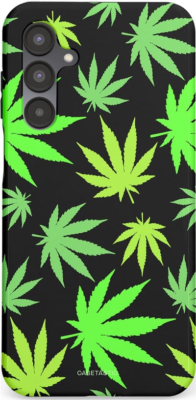 Casetastic Hoesje Geschikt voor Samsung A16 - Stijlvolle Beschermende Duo-layer Case - Cannabis