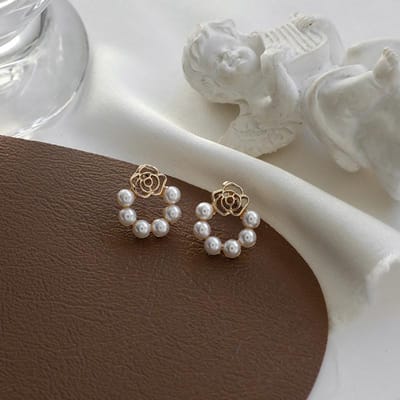 Nieuwe Franse Retro Imitatie Parel Bol Stud Oorbellen Voor Vrouwen Mode Sieraden Elegante Eenvoudige Accessoires Cadeaus Groothandel
