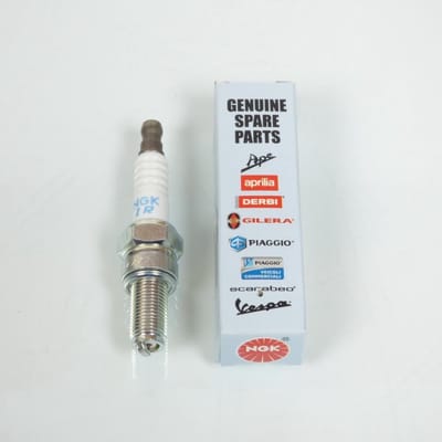 Bougie d'allumage NGK MR9DI-7 1A015311 pour moto Aprilia 1000 RSV 4 2011 à 2019
