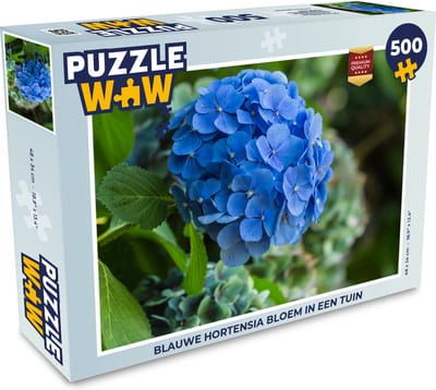 Puzzel Blauwe hortensia bloem in een tuin - Legpuzzel - Puzzel 500 stukjes