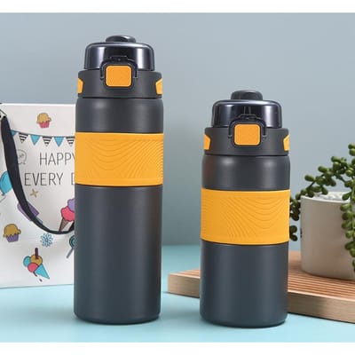 Nouvelle tasse thermos en acier inoxydable de haut niveau d'apparence, tasse rebondissante simple et portable, tasse à paille de grande capacité pour garçons et filles 600ml
