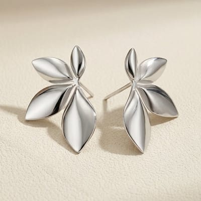 Lundholm. Luxe Oorbellen Dames Zilver kleurig Bruids Oorbellen Sieraden Bruiloft – Premium Stainless Steel Jewellery – Statement Oorstekers Bloem - My Amy Serie – Elegant Cadeau voor Haar – Luxe Geschenkverpakking