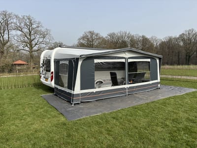 Tentdoek , tentzeil bescherming , gronddoek , campingdoek - grondzeil = 5 x 4.20 mtr breed , 130 gr p/m²