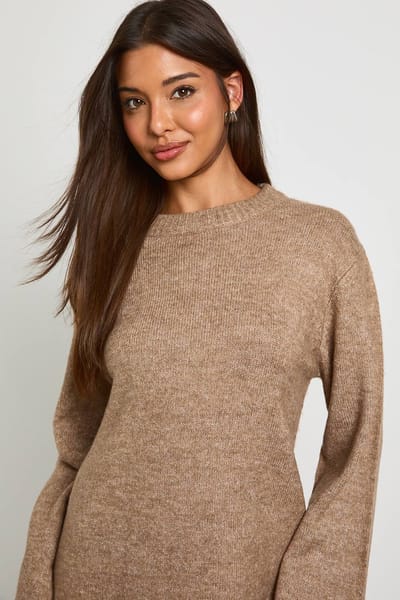 boohoo Dames Crew Neck Flared Sleeve Gebreide Mini Jurk | Taupe | Maat: Large