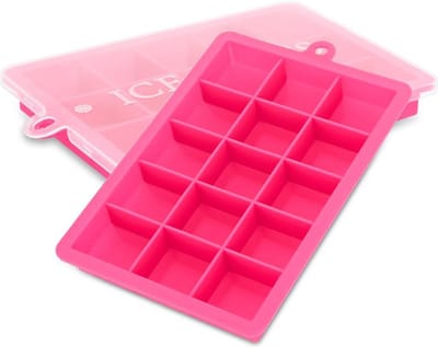 Intirilife 2x ijsblokjesvormpjes in PINK - Set van 2 met elk 15 vakjes Siliconen ijsblokjesvormpjes met deksel - Flexibele ijsblokjesvorm Afsluitbaar voor ijs, babyvoeding en meer
