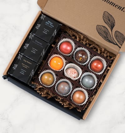 My-Moments.nl - Zen Thee & Bonbon Cadeaubox - Brievenbus cadeau - Losse thee - 3 smaken verse thee - 1 luxe Bonbons
