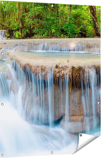 Gards Tuinposter Waterval in het Bos in Thailand - 90x120 cm - Tuindoek - Tuindecoratie - Wanddecoratie buiten - Tuinschilderij