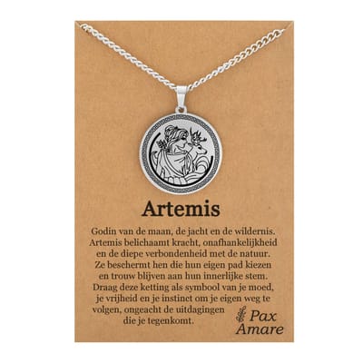 Griekse God Artemis Ketting op Cadeau Kaartje - Zilverkleurige Mythologie Talisman - Roestvrij Staal - Olympus Cadeau - 60cm - Pax Amare