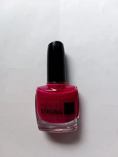 Maybelline - forever strong, 185 cranberry crush.