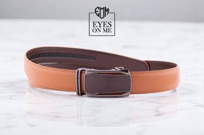 Camel lederen riem zonder gaatjes met automatische gesp voor heren ( model L131 )