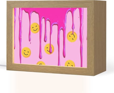 Nachtlampje 20x15 cm - Kinder lampje - Smiley - Roze - Glazuur - Tafellamp kinderkamer - Slaapkamer lamp - Bedlamp kinderen - Kinderlampje stopcontact - Wandlamp babykamer - Nachtlampjes