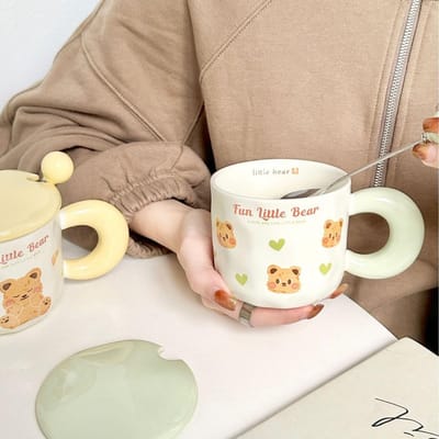Tasse en Céramique Ours de Dessin Animé pour Filles avec Tasse à Eau de Haute Valeur Mug Souvenir Cadeau d'Anniversaire avec Couvercle Cuillère pour Usage Domestique 301-400ml