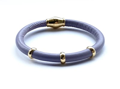 NIEUW! Jolla - dames armband zilver - goudkleurig - leer - magneetsluiting - bedels - Single Gold - Paars