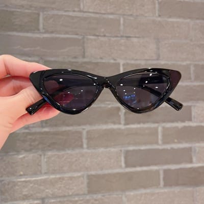Nieuwste Kinderen Klein Montuur Cat-Eye Zonnebril Coole Kinder Zomer Casual Bril Kleine Driehoek Bril UV400 Bescherming Gafas De Sol 1PC