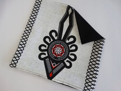 Decoratieve Kussenhoes 37x37cm - Grijs/Zwart Parzenica Patroon