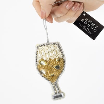 HomeBound by KY | Hanger met kralen champagne | hanger met kralen | feestdecoratie